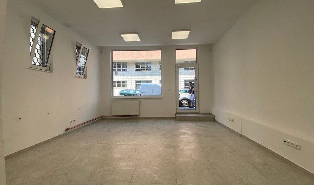 Pronájem obchodních prostor 32 m², Děčín – náhled fotky 8