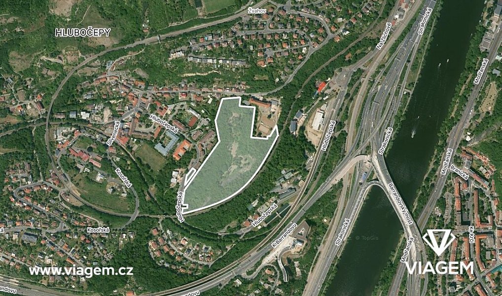 Prodej pole 969 m², Praha – náhled fotky 2