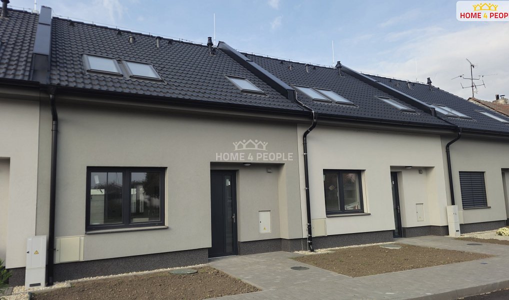 Prodej domu 101 m² s pozemkem 154 m², Pohořelice – náhled fotky 2