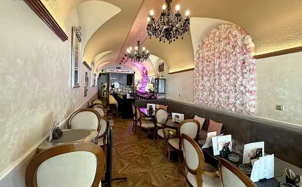 Pronájem obchodních prostor 81 m², Masarykovo nám., Jeseník