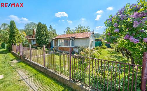 Prodej chaty/chalupy 58 m² s pozemkem 312 m², Černošice, okres Praha-západ