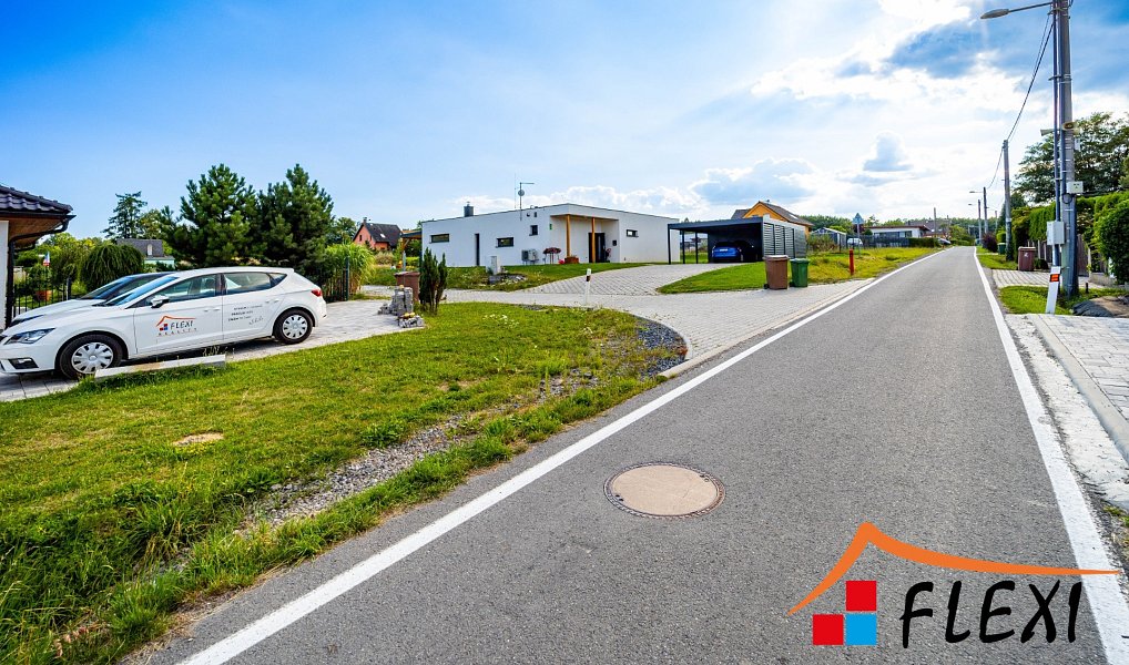Prodej stavebního pozemku 1 403 m², Havířov – náhled fotky 2
