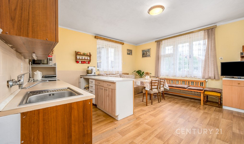 Prodej domu 154 m² s pozemkem 10 669 m², Onšov – náhled fotky 4