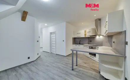 Pronájem bytu 2+kk 52 m², 26. dubna, Cheb