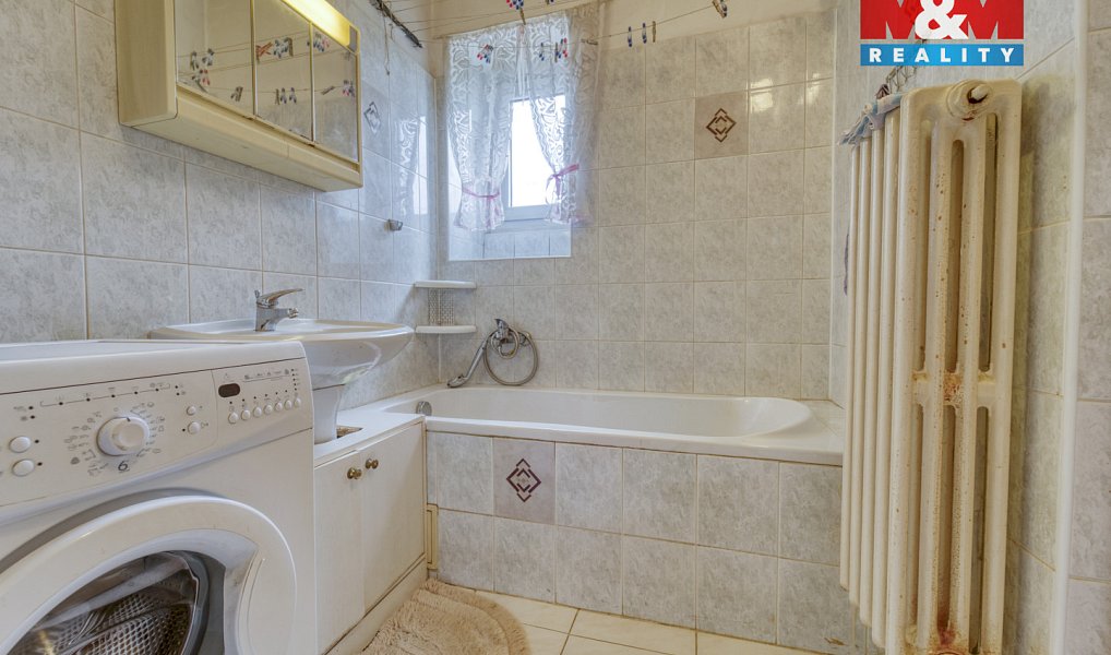 Prodej domu 215 m² s pozemkem 2 023 m², Toužim – náhled fotky 7