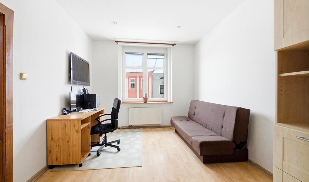 Prodej domu 250 m² s pozemkem 304 m², Jirkov – náhled fotky 3