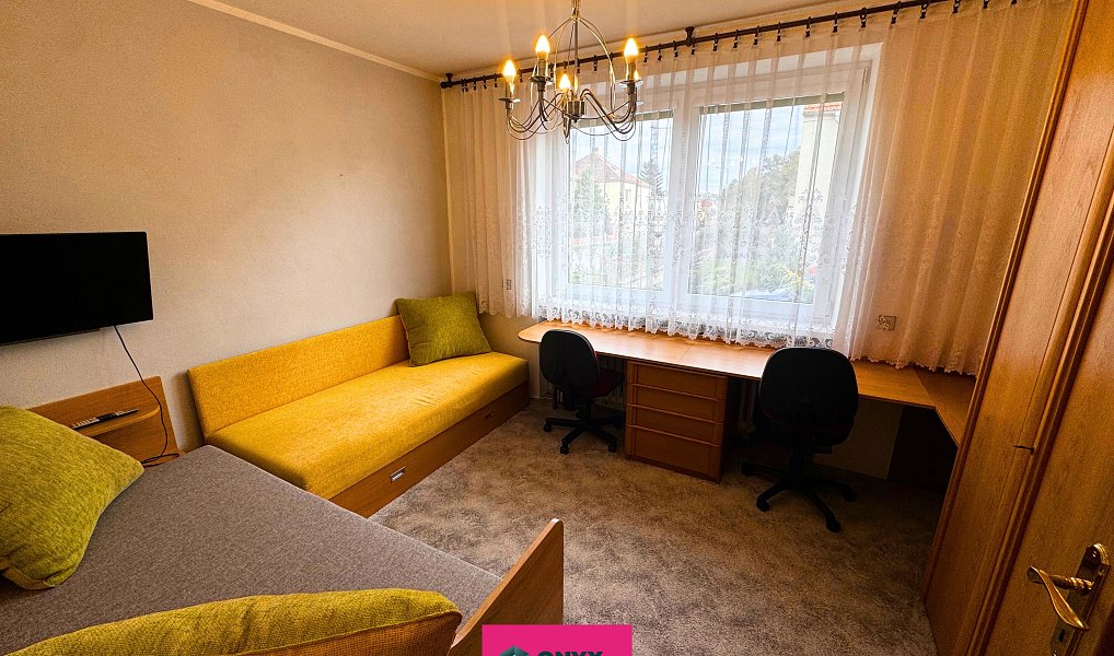 Prodej domu 214 m² s pozemkem 435 m², Rousínov – náhled fotky 9