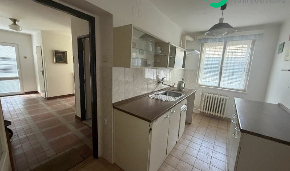 Prodej domu 225 m² s pozemkem 651 m², Náchod – náhled fotky 10