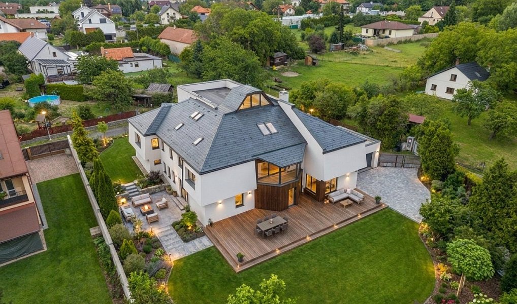 Prodej stavebního pozemku 1 772 m², Jesenice – náhled fotky 15