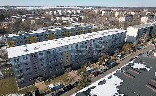 Pronájem bytu 1+1 27 m², Spojovací, Milovice - Mladá, okres Nymburk