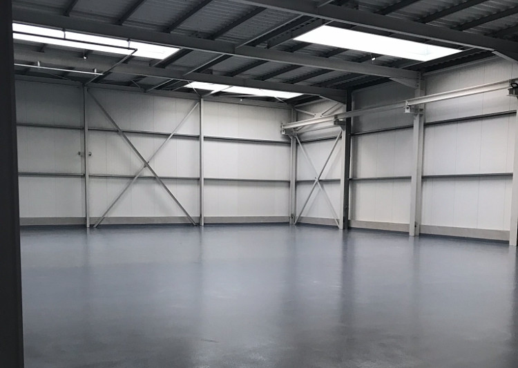 Pronájem skladovacích prostor 520 m²