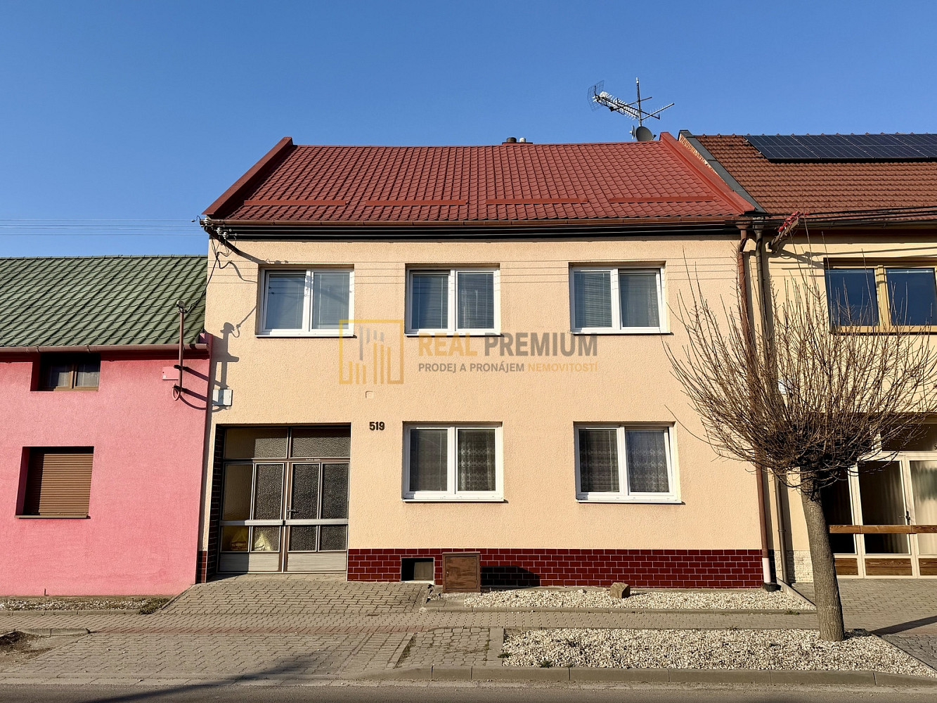 Prodej domu 200 m² s pozemkem 838 m²