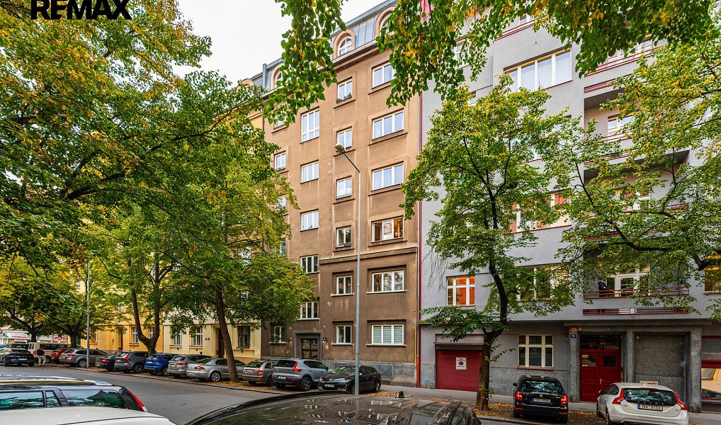 Prodej bytu 2+1 64 m², Praha – fotka 1 z 21