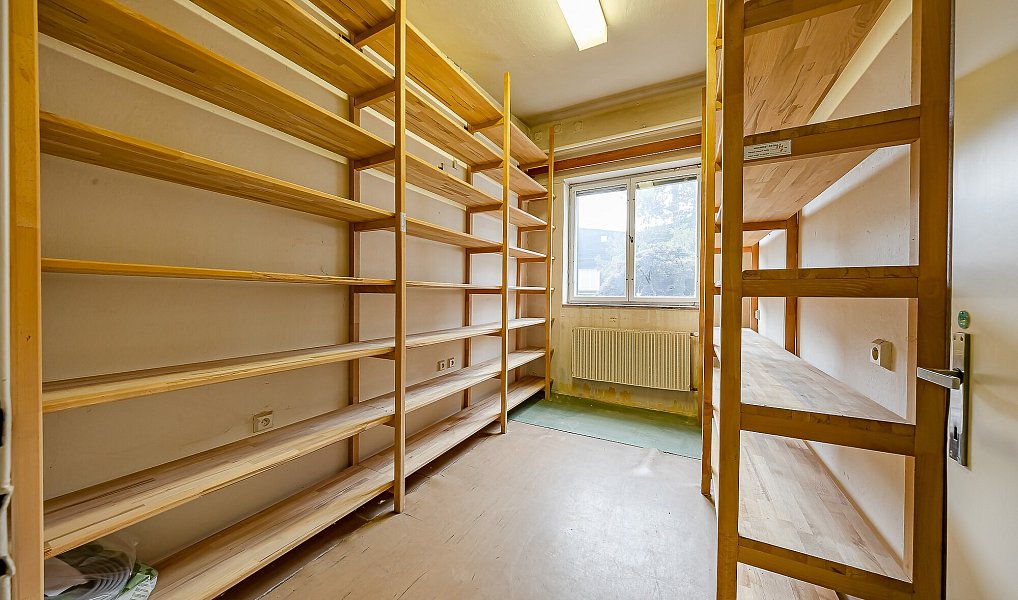 Pronájem kanceláře 648 m², Veselí nad Moravou – náhled fotky 24