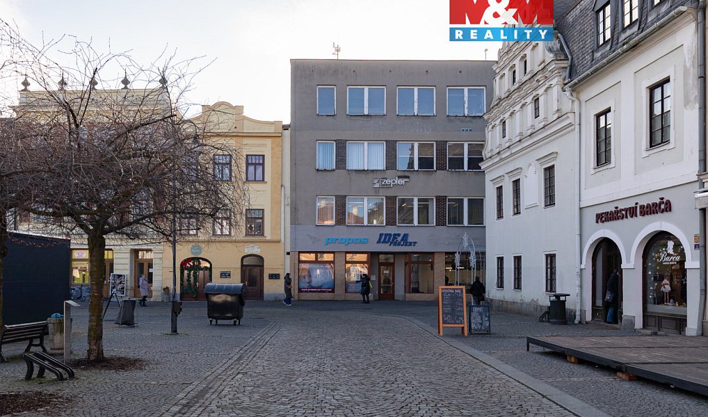 Prodej kanceláře 720 m², Bruntál – fotka 1 z 30