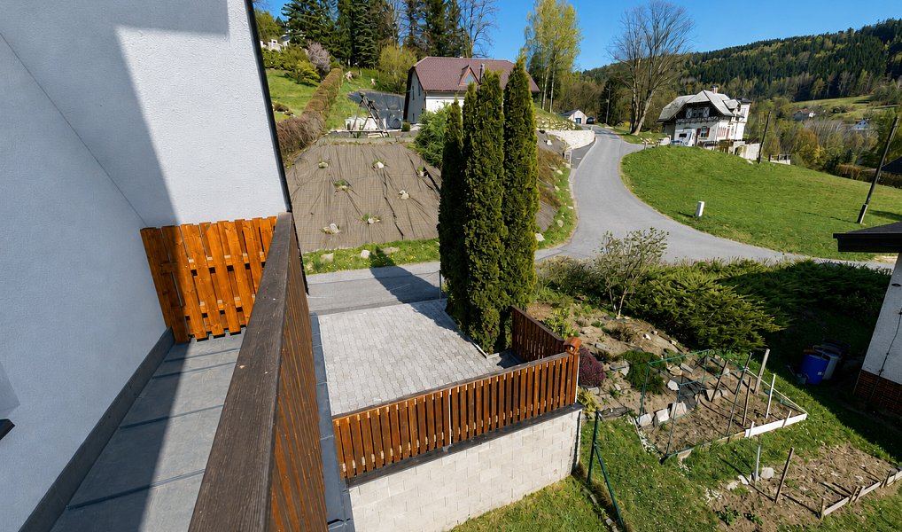 Prodej vily 350 m² s pozemkem 791 m², Tanvald – náhled fotky 10