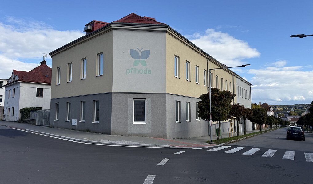 Prodej výrobních prostor 2 147 m², Hlinsko – náhled fotky 4