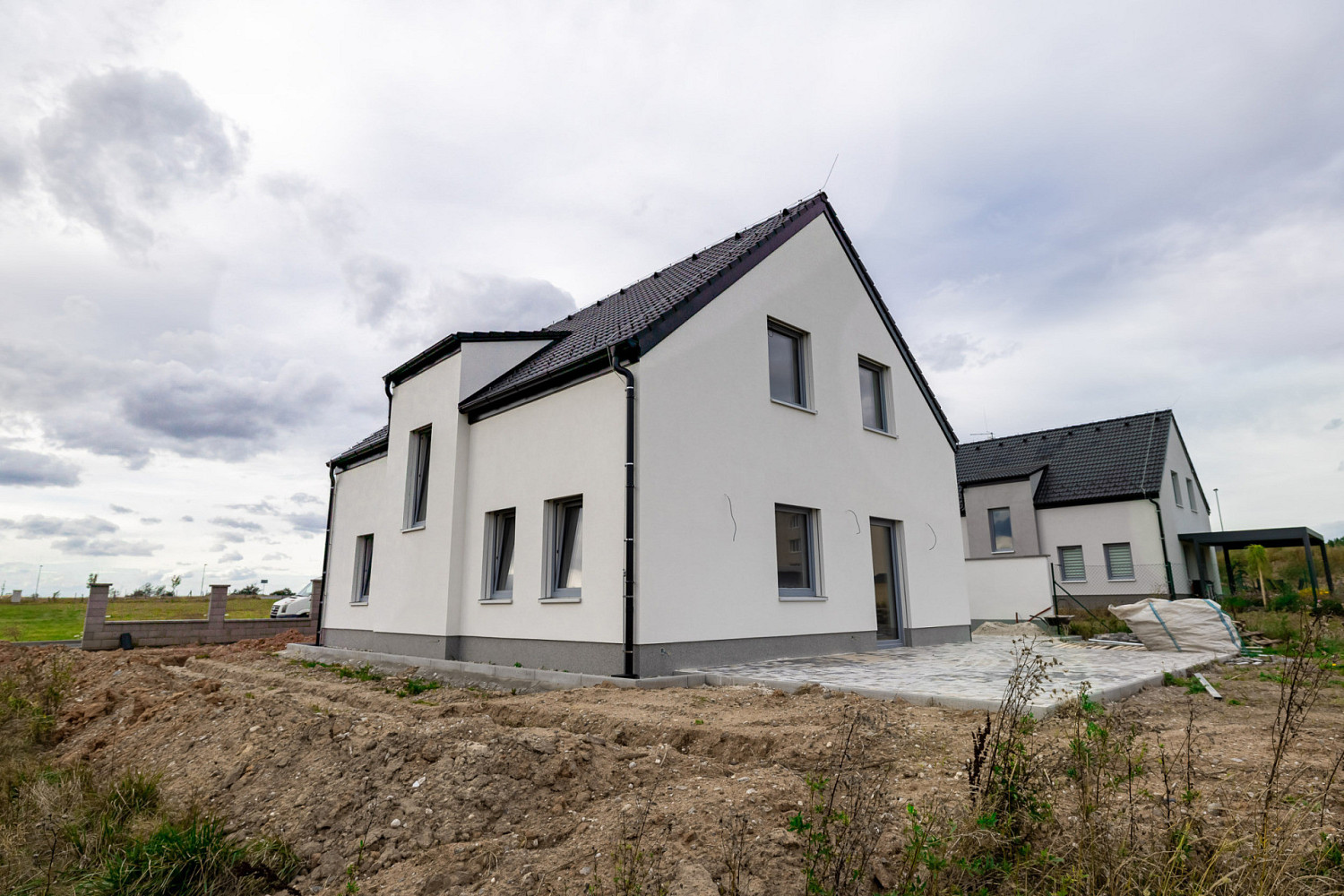 Prodej domu 166 m² s pozemkem 1 012 m² – fotografie 2
