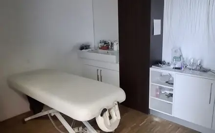 Pronájem komerčního objektu (jiného typu) 24 m², Jeremenkova, Olomouc - Hodolany