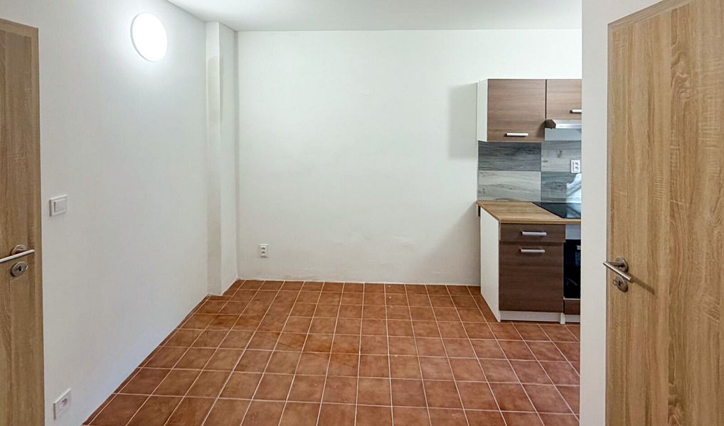 Pronájem bytu 2+kk 40 m², Sokolov – náhled fotky 11