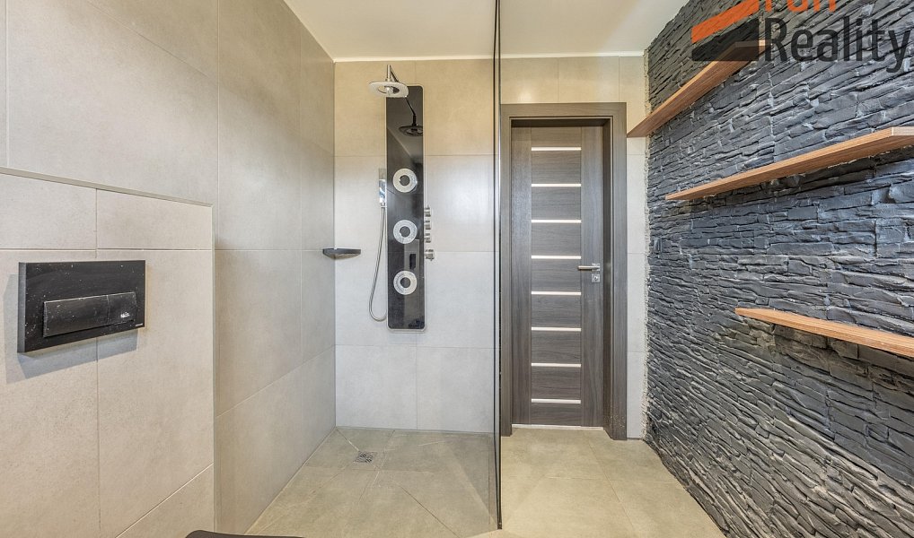 Prodej domu 210 m² s pozemkem 3 132 m², Štěchovice – náhled fotky 34