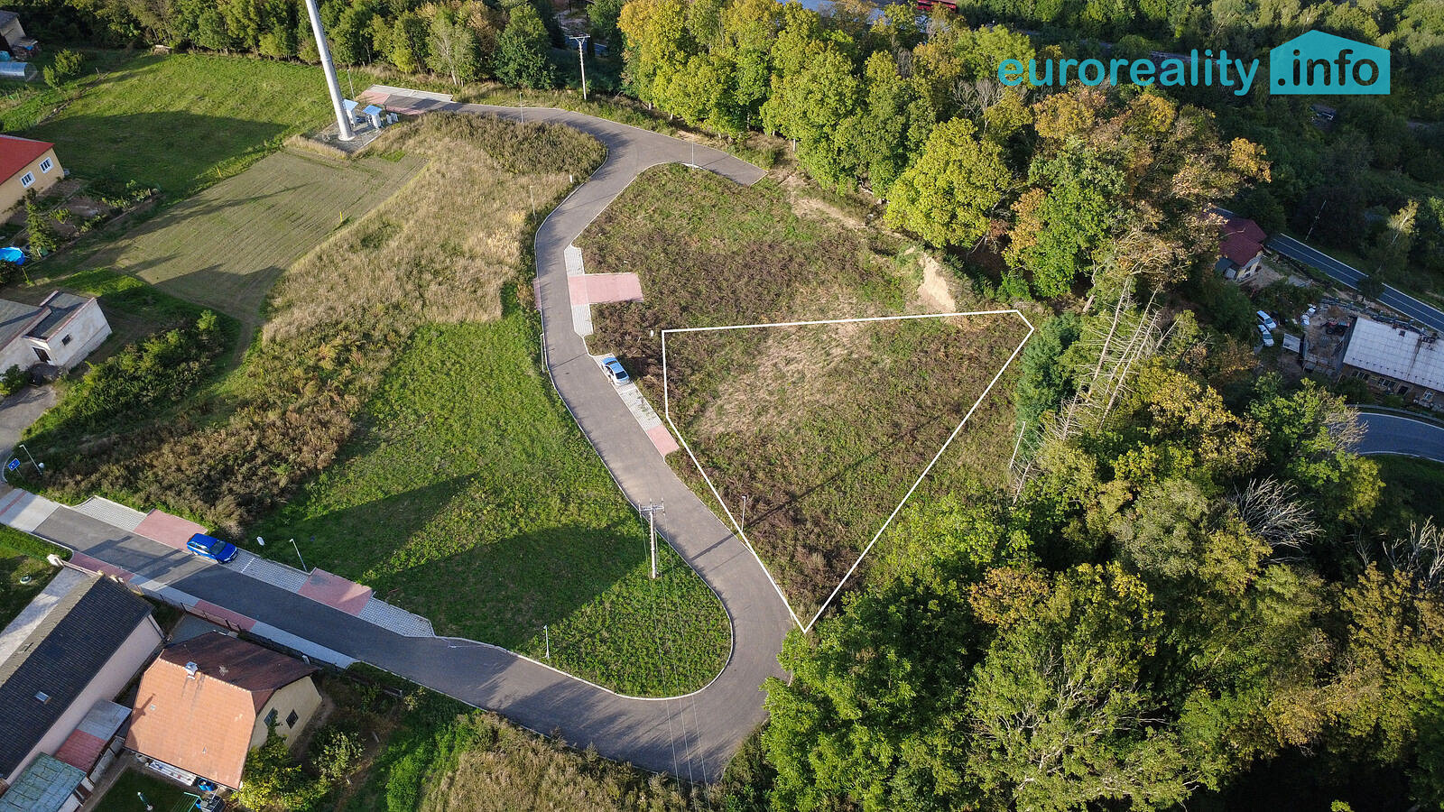 Prodej stavebního pozemku 1 265 m² – fotografie 2
