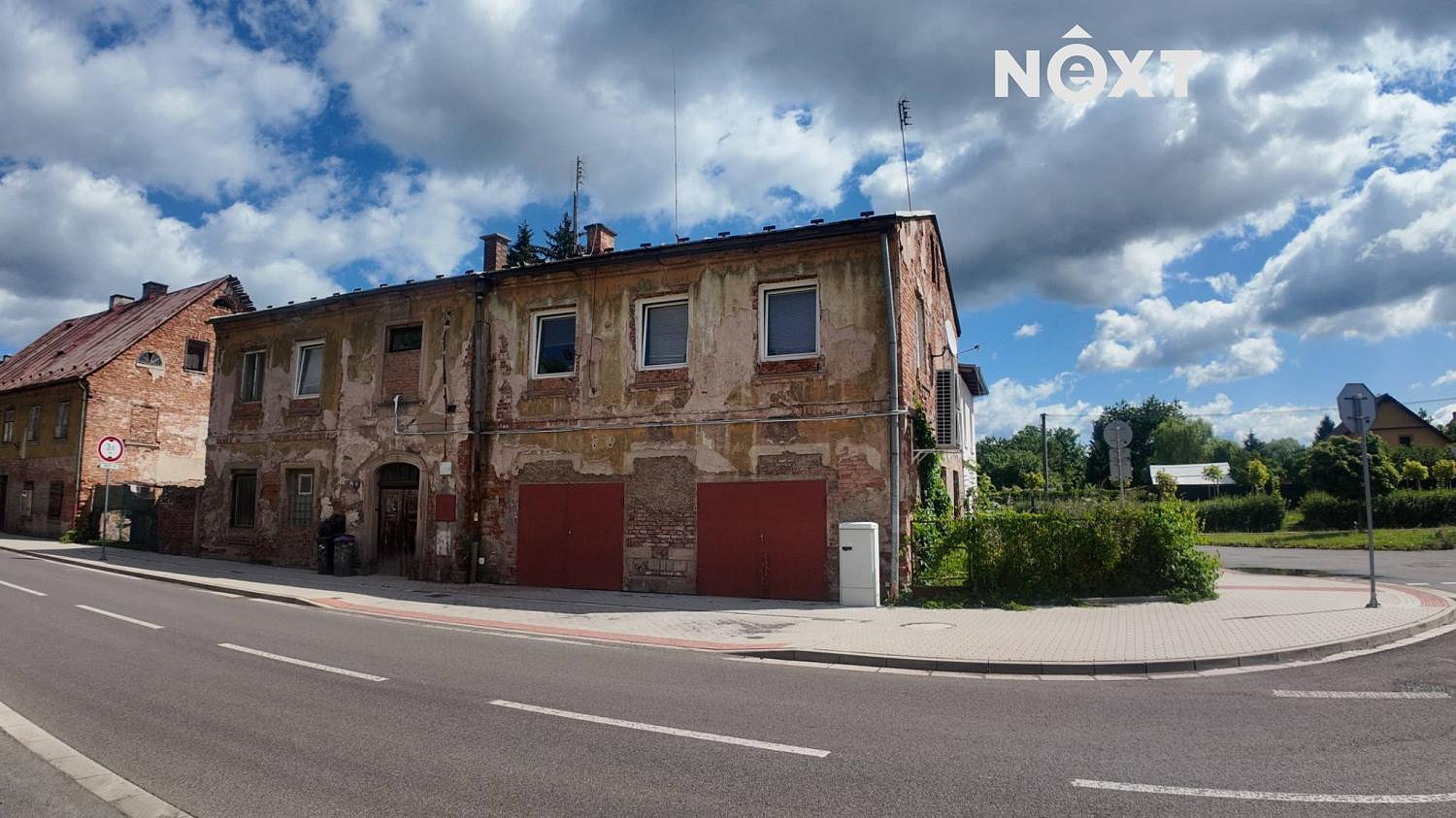 Prodej domu 300 m² s pozemkem 722 m² – fotografie 2