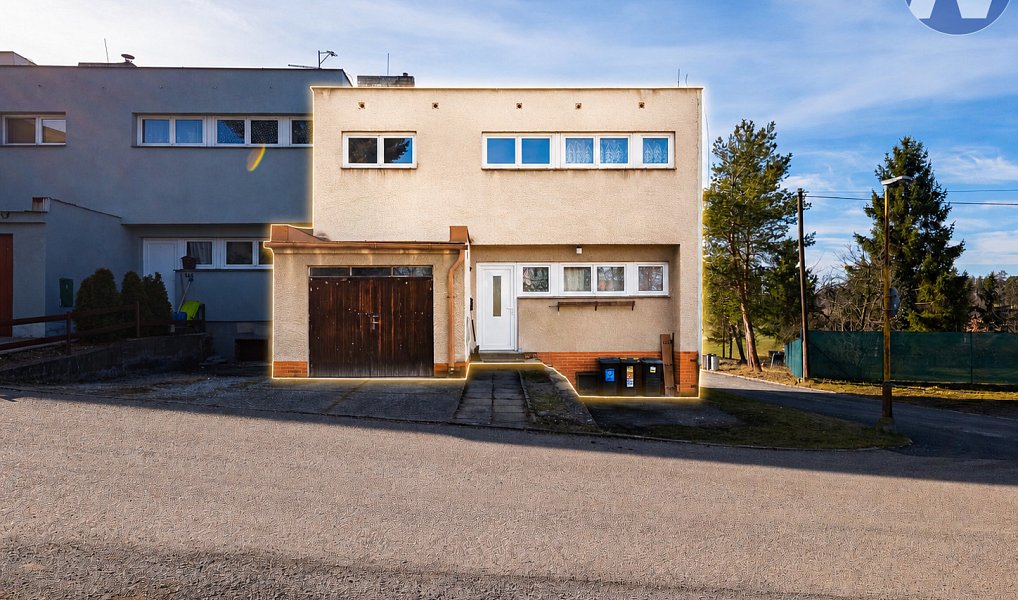 Prodej domu 127 m² s pozemkem 135 m², Nečín – náhled fotky 2