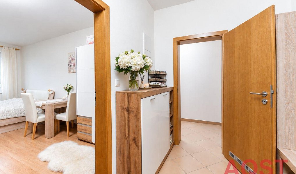 Prodej bytu 1+kk 43 m², Praha – náhled fotky 13