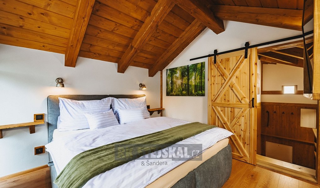 Pronájem bytu 4+kk 116 m², Frymburk – náhled fotky 6