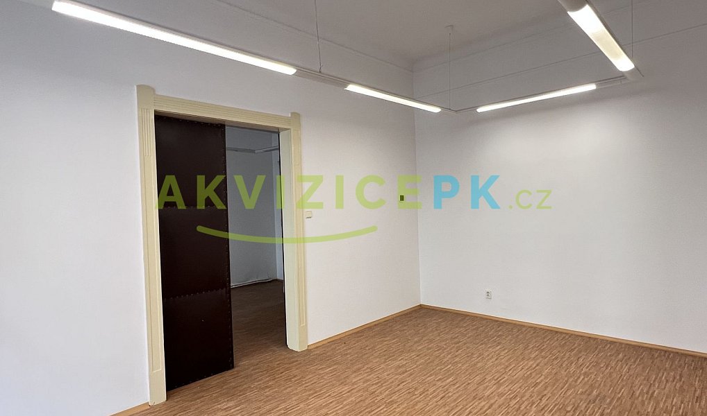 Prodej nájemního domu, činžáku 1 861 m², Ústí nad Labem – náhled fotky 14