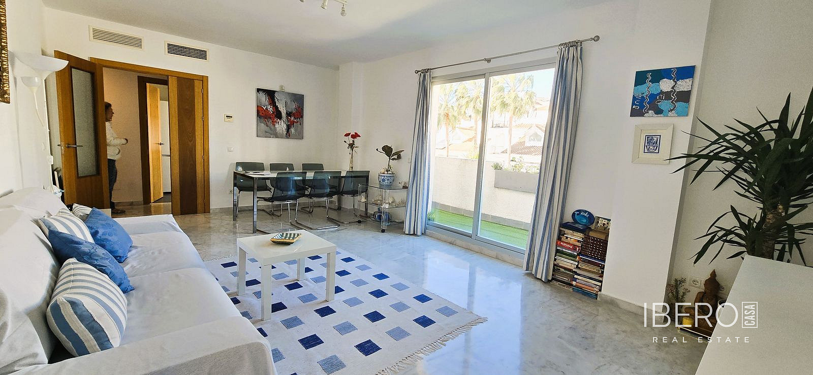 Piso 3+kk – Mijas, Riviera del Sol - Fase VIII, Urbanización Sitio de Calahonda - Vista 2
