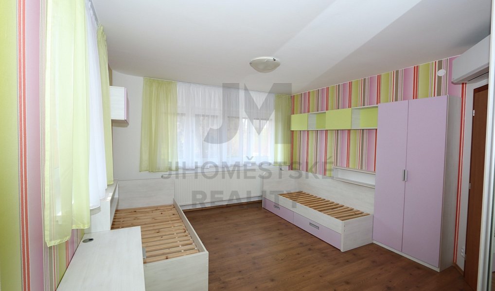 Pronájem bytu 3+1 110 m², Dolní Břežany – náhled fotky 9