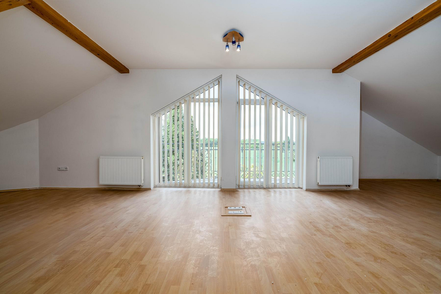 Prodej domu 244 m² s pozemkem 1 000 m² – pohled 6