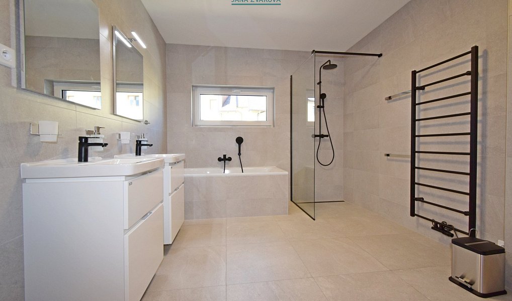 Prodej domu 147 m² s pozemkem 127 m², Liberec – náhled fotky 21