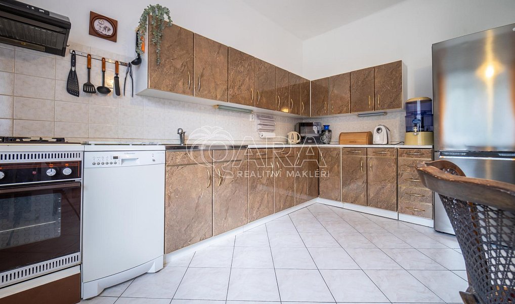 Prodej domu 180 m² s pozemkem 638 m², Slatiňany – náhled fotky 6