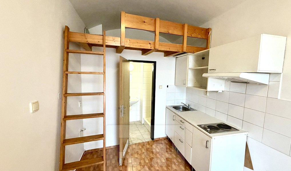 Prodej bytu atypického 14 m², Štětí – náhled fotky 2