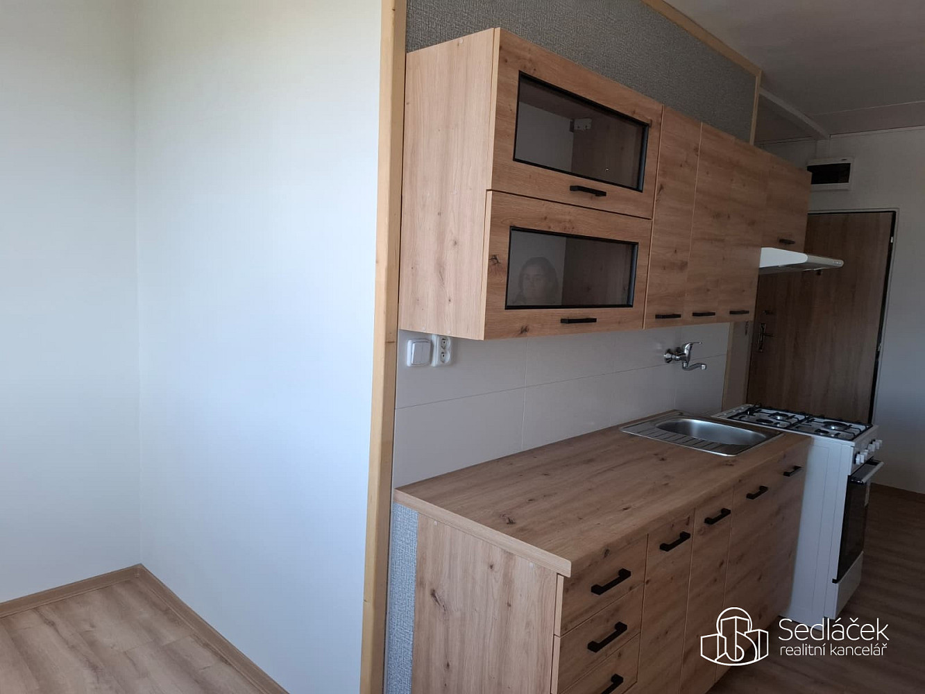 Pronájem bytu 1+1 38 m² – fotografie 2
