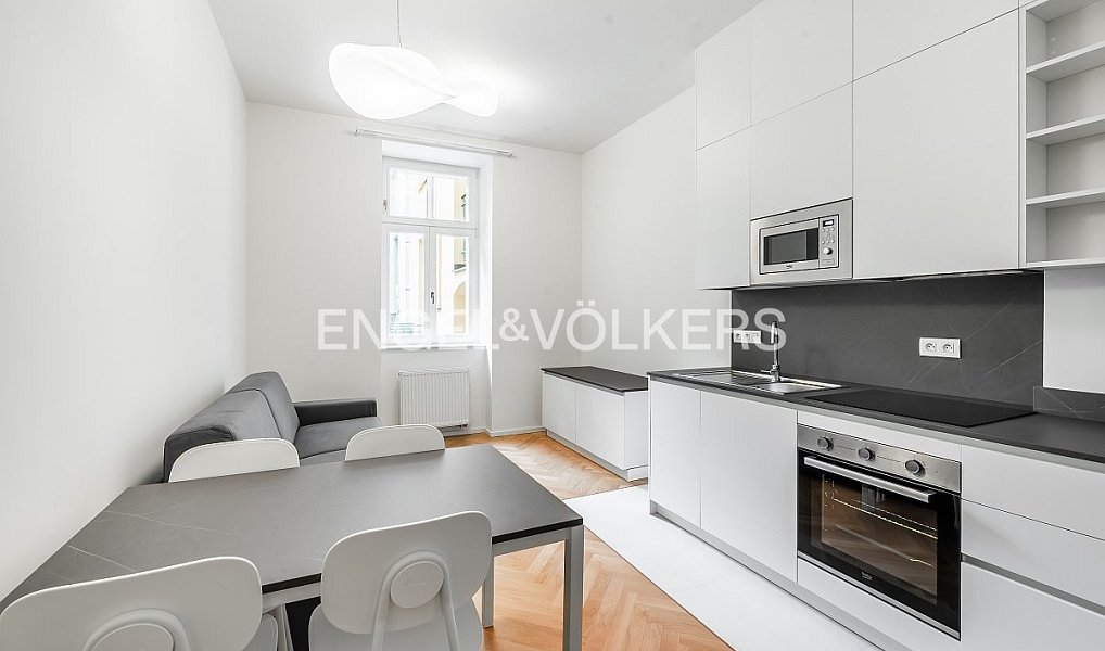 Pronájem bytu 2+kk, 49 m², Vinohrady - Praha 2, Praha