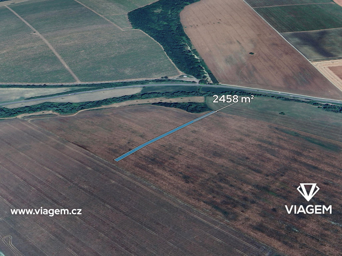 Prodej pole 2 458 m²