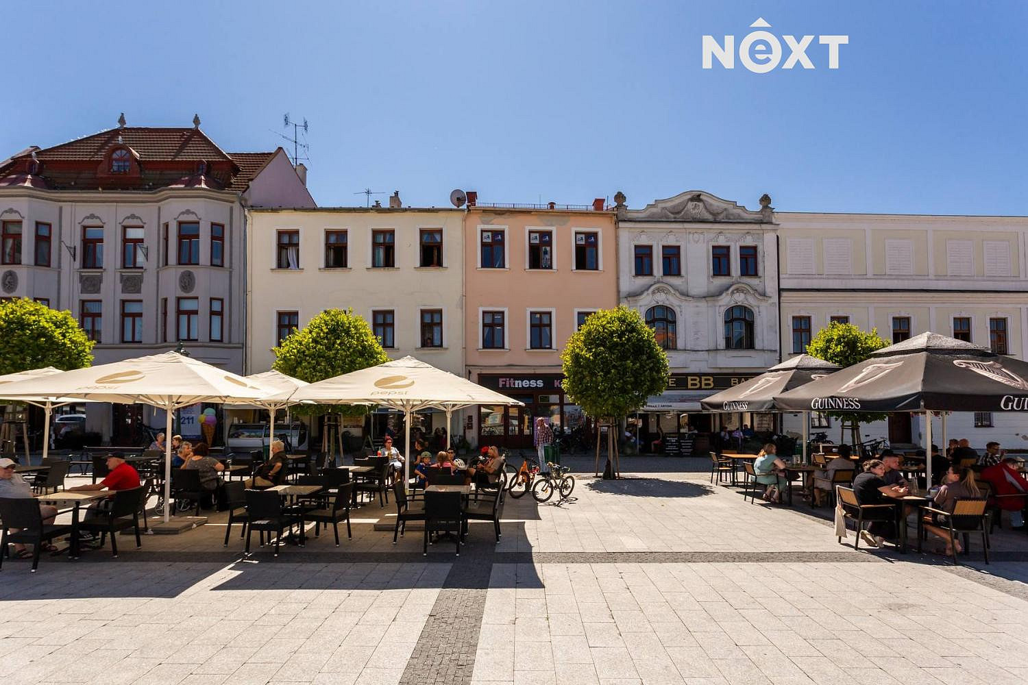 Pronájem obchodních prostor 165 m²
