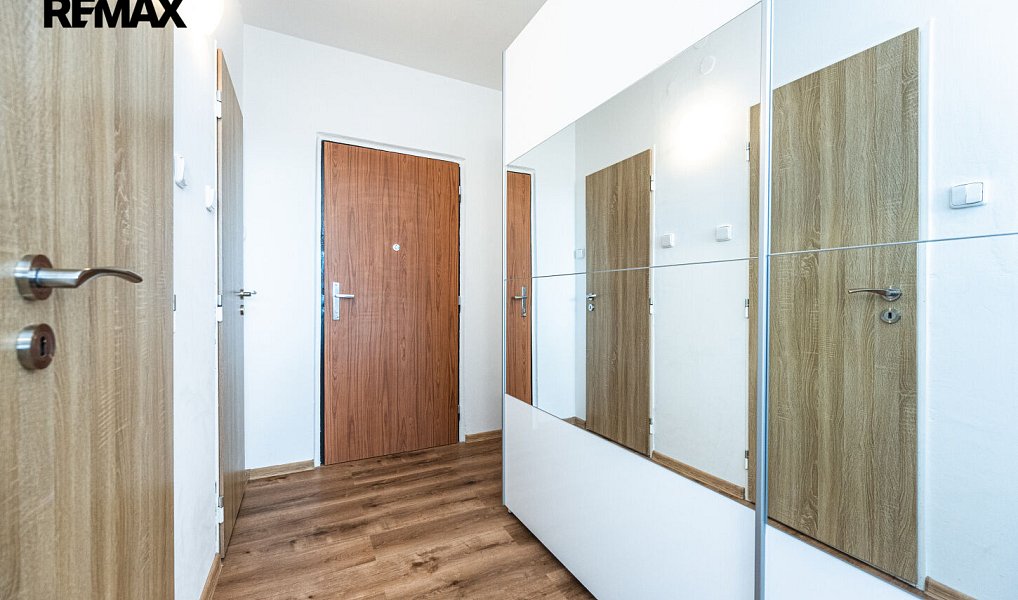 Pronájem bytu 2+kk 46 m², Praha – náhled fotky 10