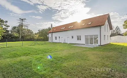 Pronájem bytu 4+kk 149 m², Vysoký Újezd, okres Beroun