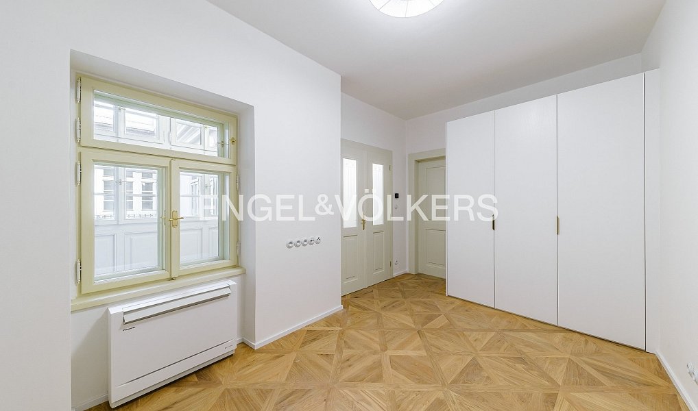Pronájem bytu 2+kk 44 m², Praha – náhled fotky 4