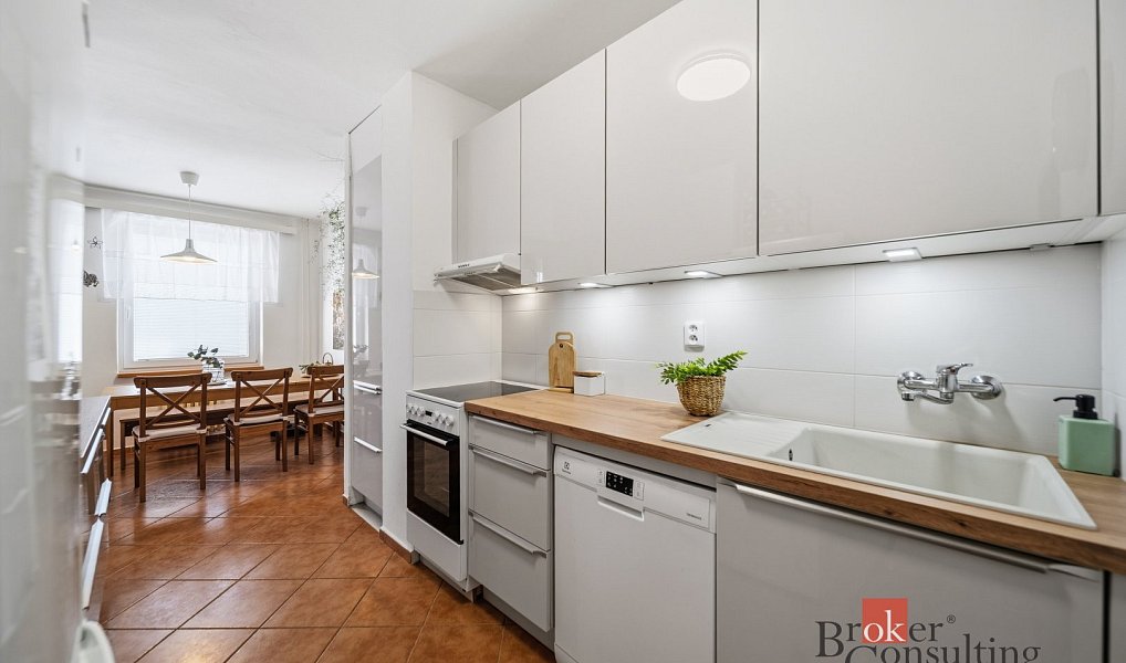 Prodej bytu 3+1 73 m², Lázně Bohdaneč – náhled fotky 7