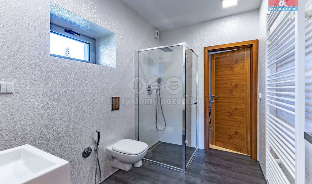 Prodej domu 142 m² s pozemkem 1 147 m², Město Albrechtice – náhled fotky 11
