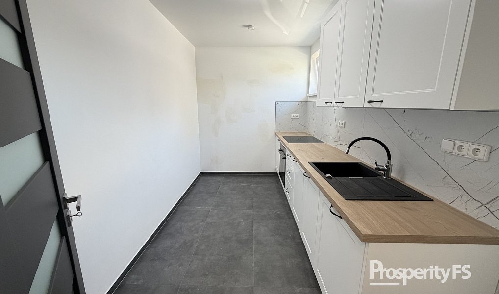 Pronájem komerčního objektu (jiného typu) 54 m², Bystřice – náhled fotky 7