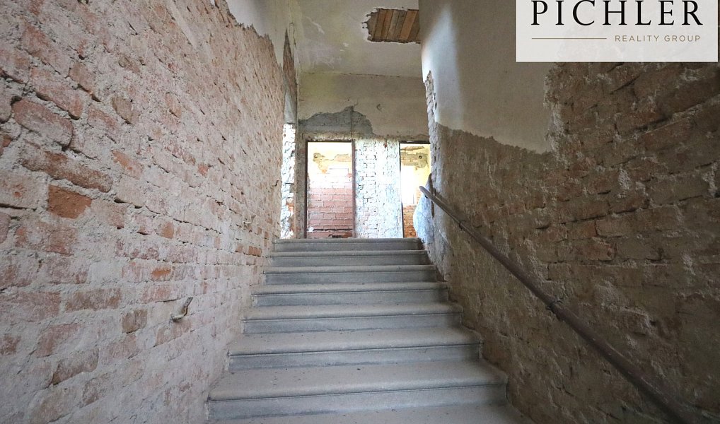 Prodej ubytovacího objektu 940 m², Klokočov – náhled fotky 15