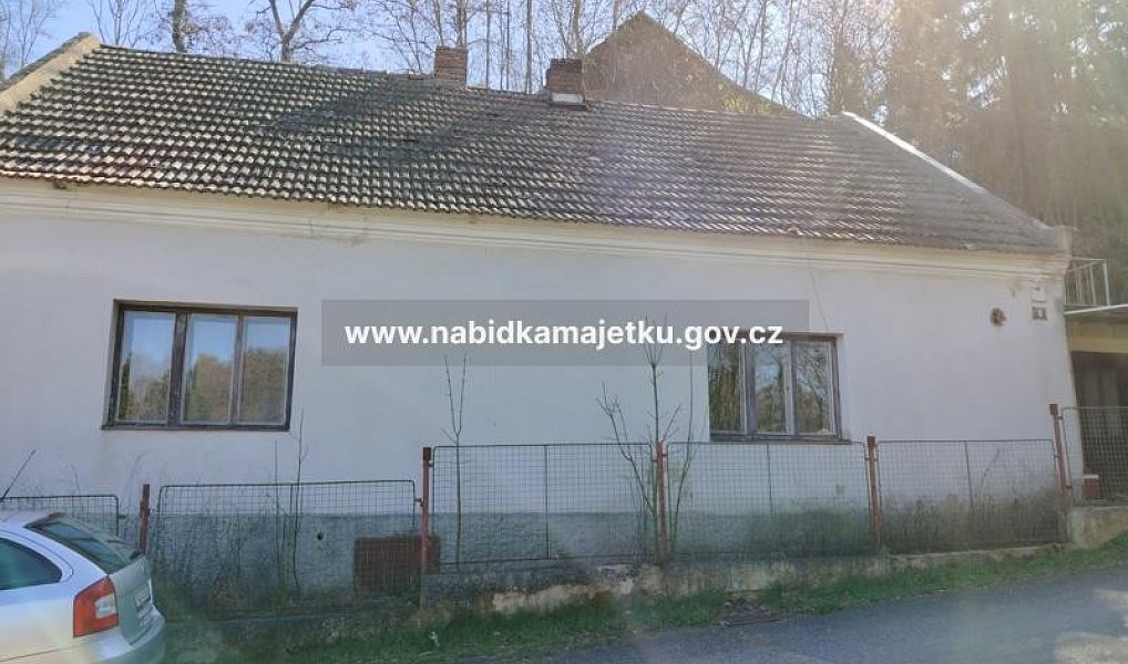 Prodej domu 79 m² s pozemkem 159 m², Krupá – náhled fotky 2
