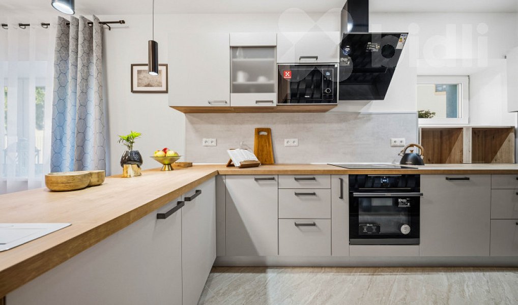 Prodej domu 210 m² s pozemkem 835 m², Jeníkovice – náhled fotky 9